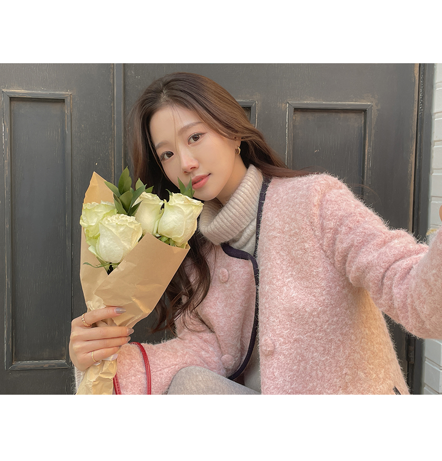 스노우 배색 라인 부클 누빔 하프 코트 상세 이미지 9