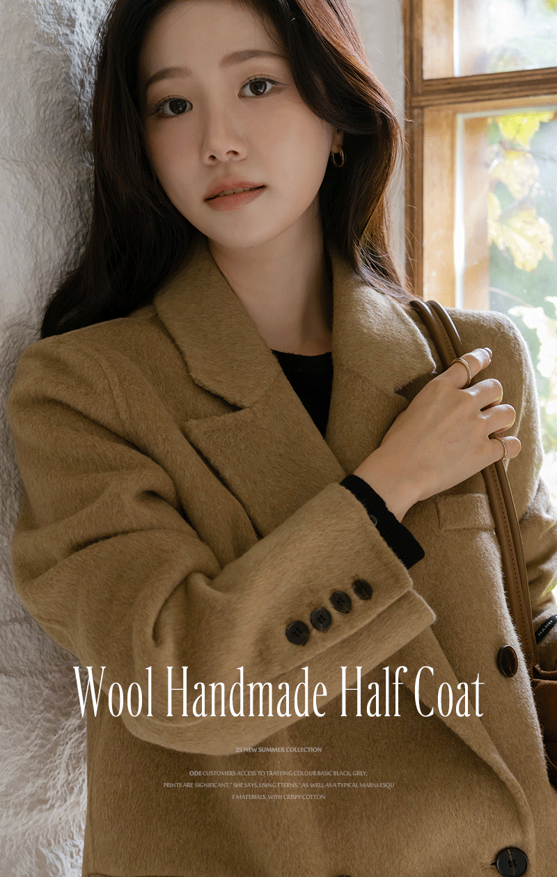 카라넥 더블 버튼 울 핸드메이드 하프 코트